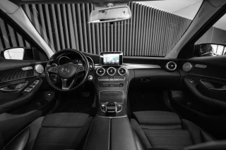 Mercedes-Benz C 220 d Station 9G-TRONIC AMG Line