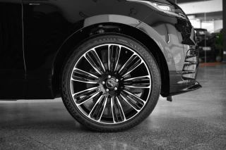Land Rover Range Rover Velar 2.0 D R-Dynamic HSE