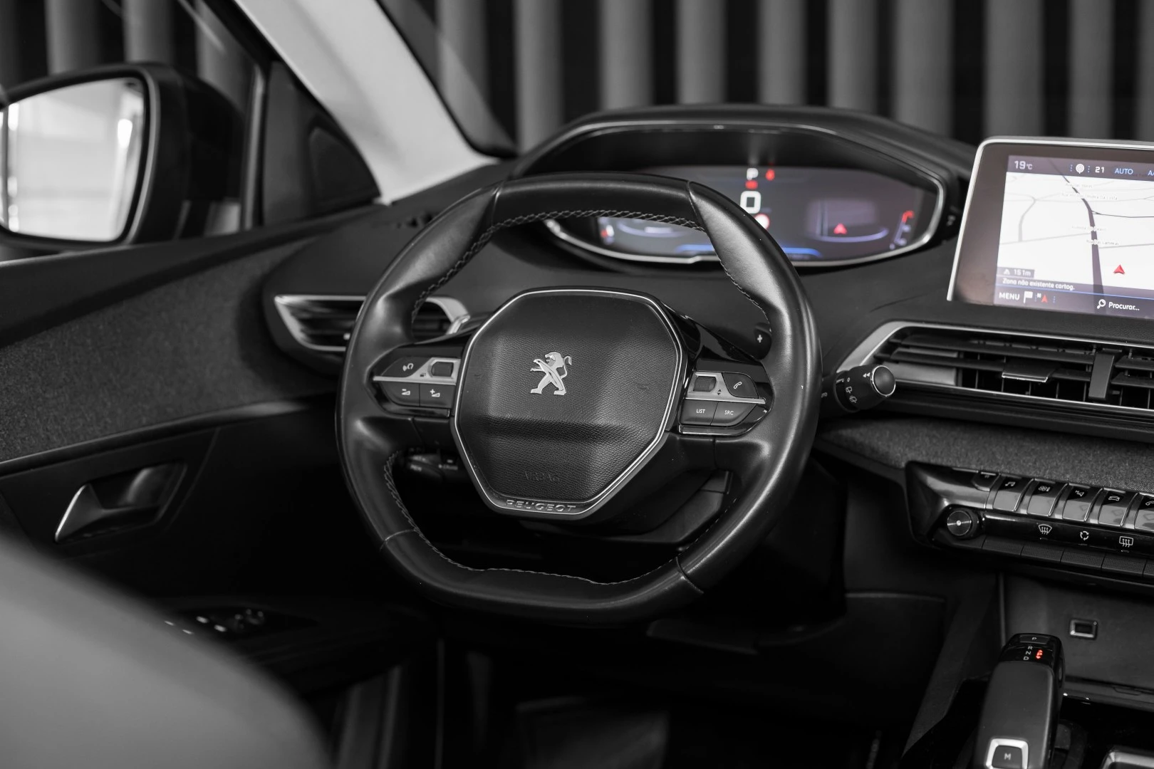 Peugeot 3008 1.6 BlueHDi Allure EAT6 J18