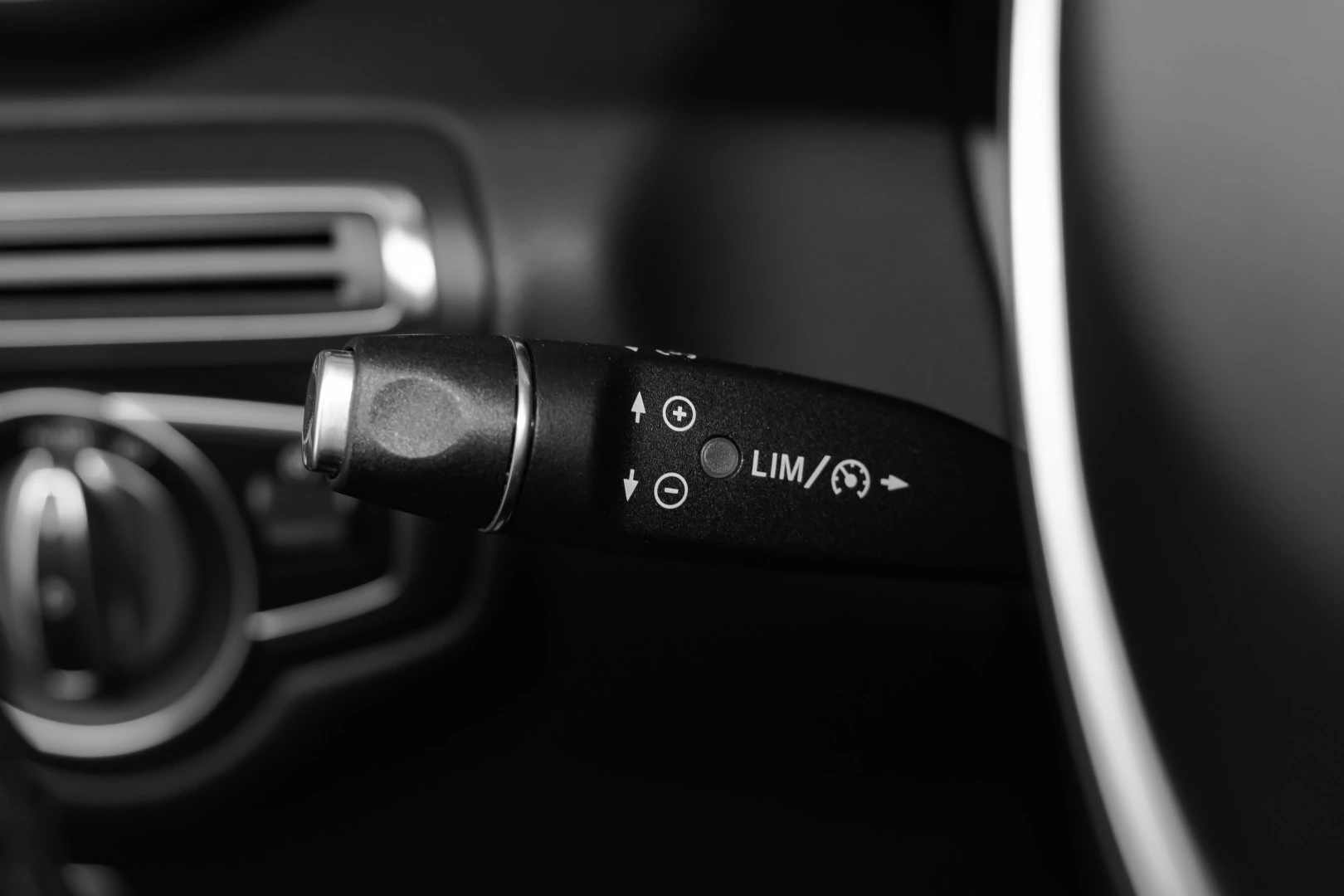 Mercedes-Benz C 220 d Station 9G-TRONIC AMG Line
