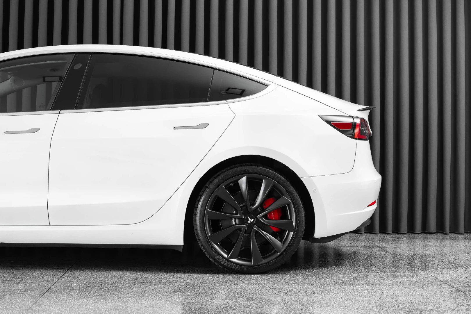 Tesla Model 3 Performance Dual Motor AWD