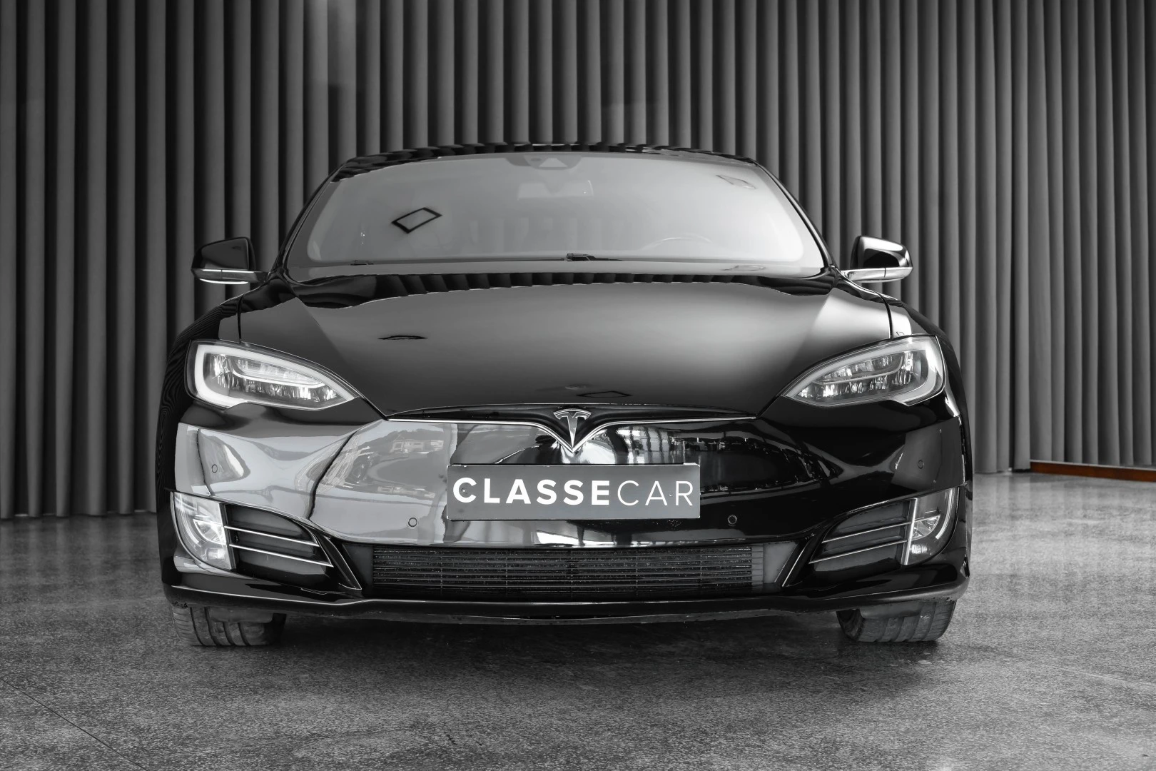 Tesla Model S 90D
