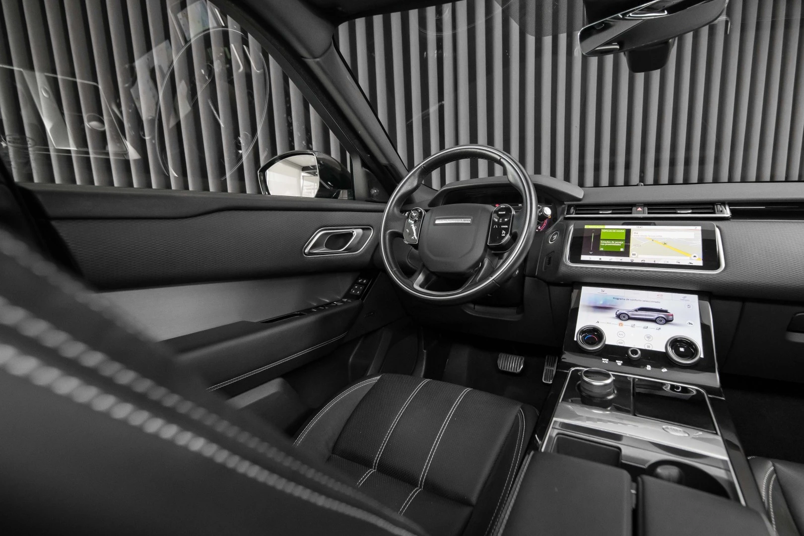 Land Rover Range Rover Velar 2.0 D R-Dynamic HSE