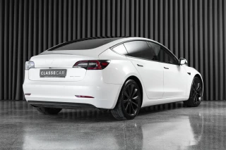 Tesla Model 3 Long Range AWD Dual Motor