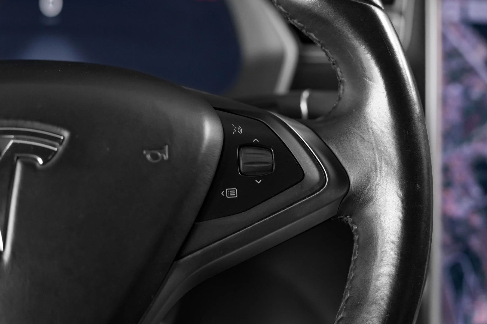 Tesla Model S 90D