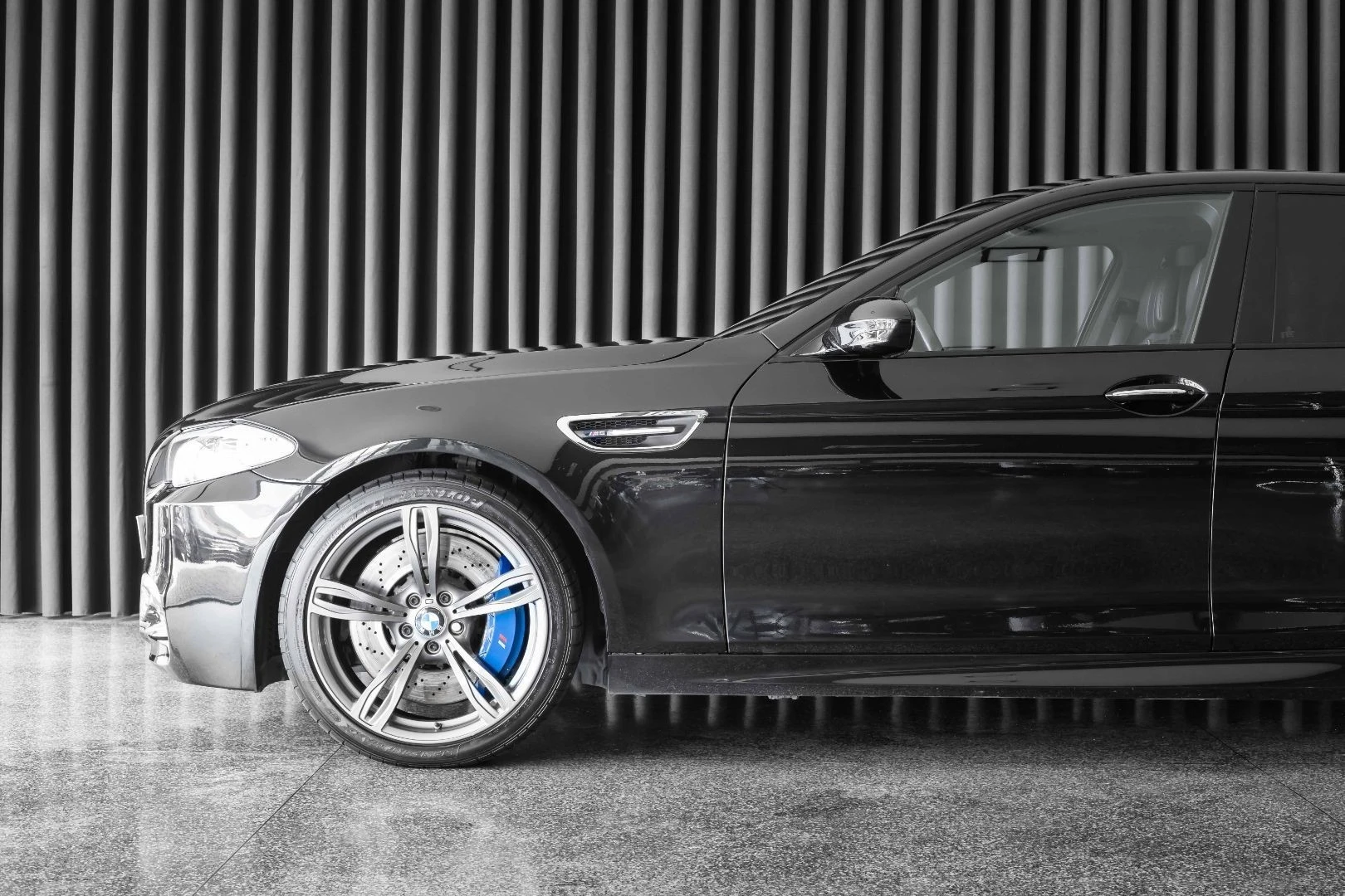 BMW M5 Standard