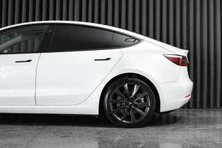 Tesla Model 3 Long Range AWD Dual Motor