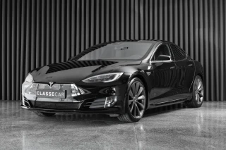 Tesla Model S 90D