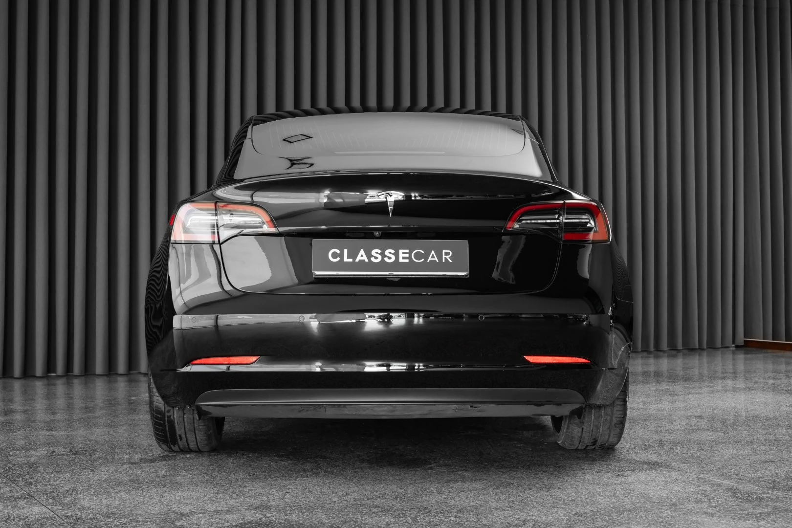 Tesla Model 3 Long Range AWD Dual Motor