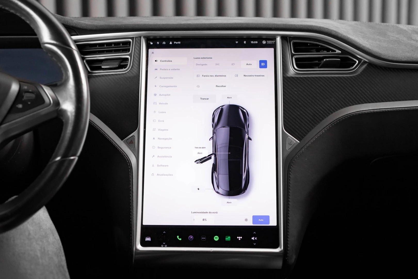 Tesla Model S 90D