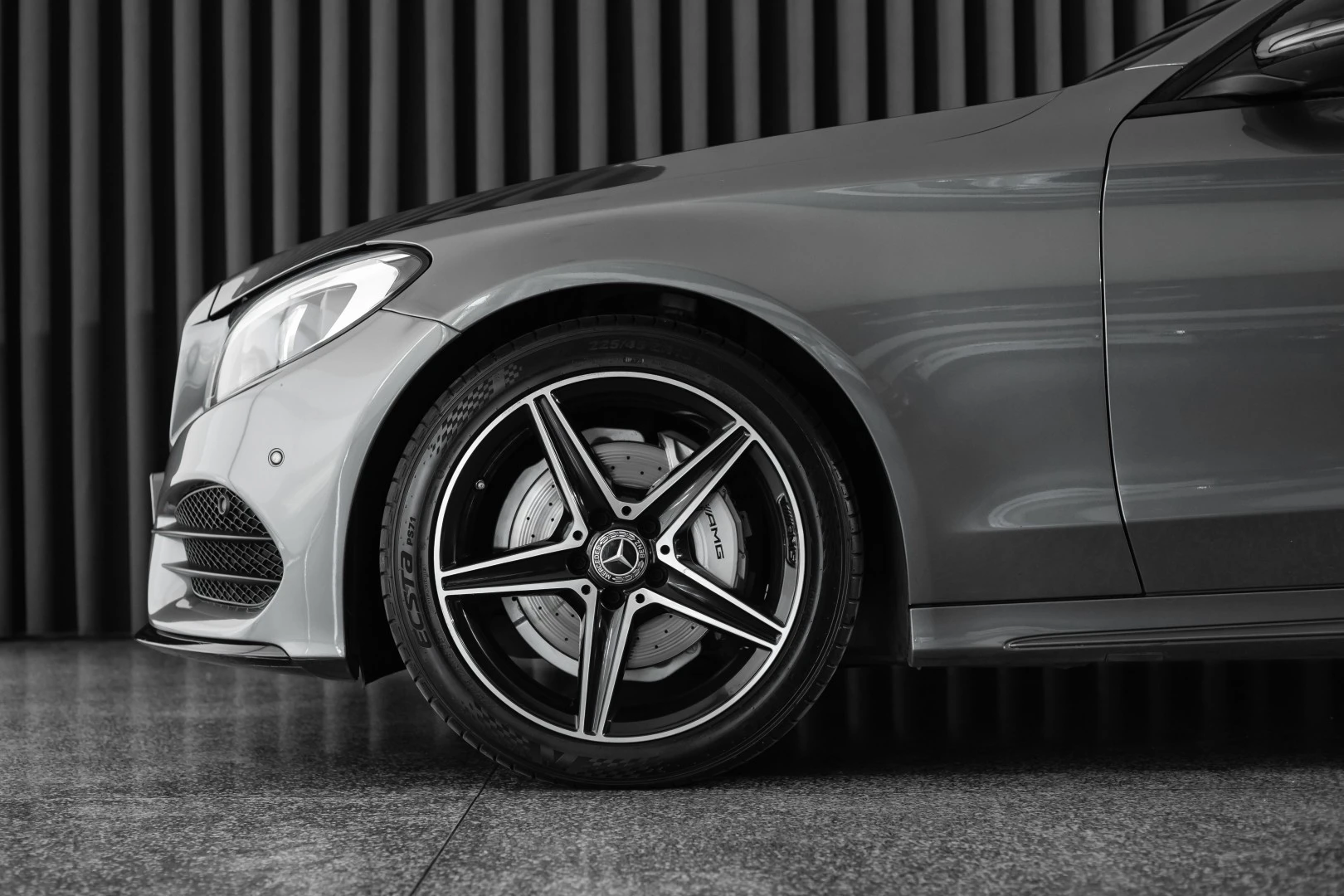 Mercedes-Benz C 220 d Station 9G-TRONIC AMG Line