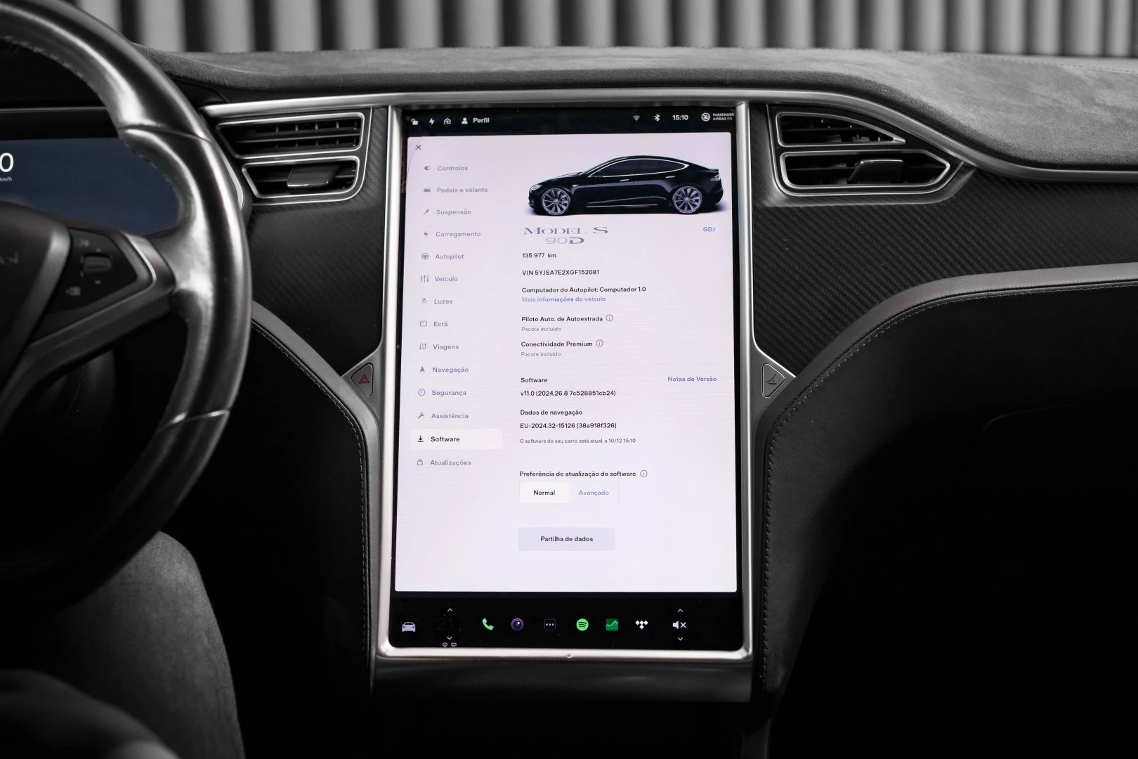 Tesla Model S 90D