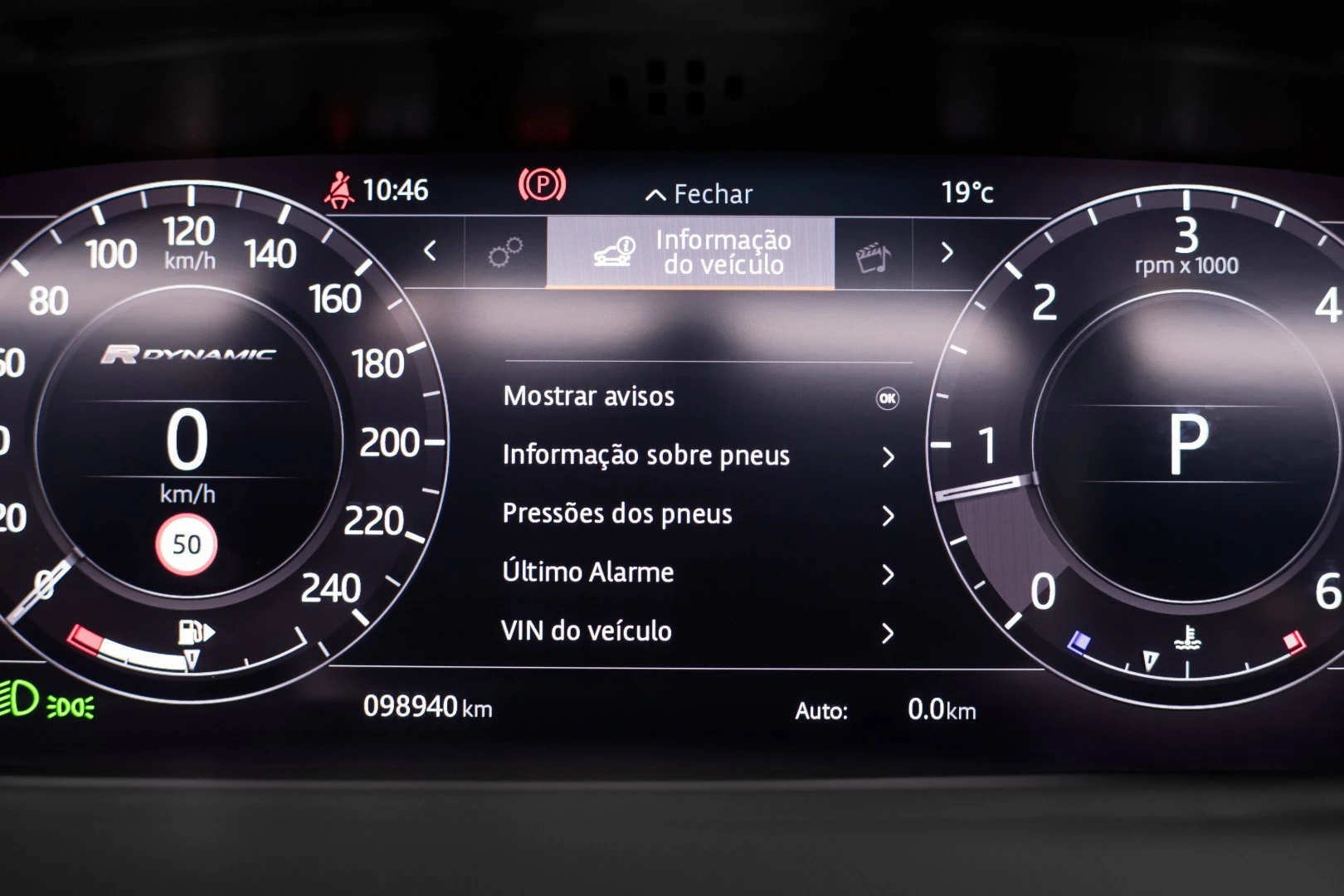 Land Rover Range Rover Velar 2.0 D R-Dynamic HSE