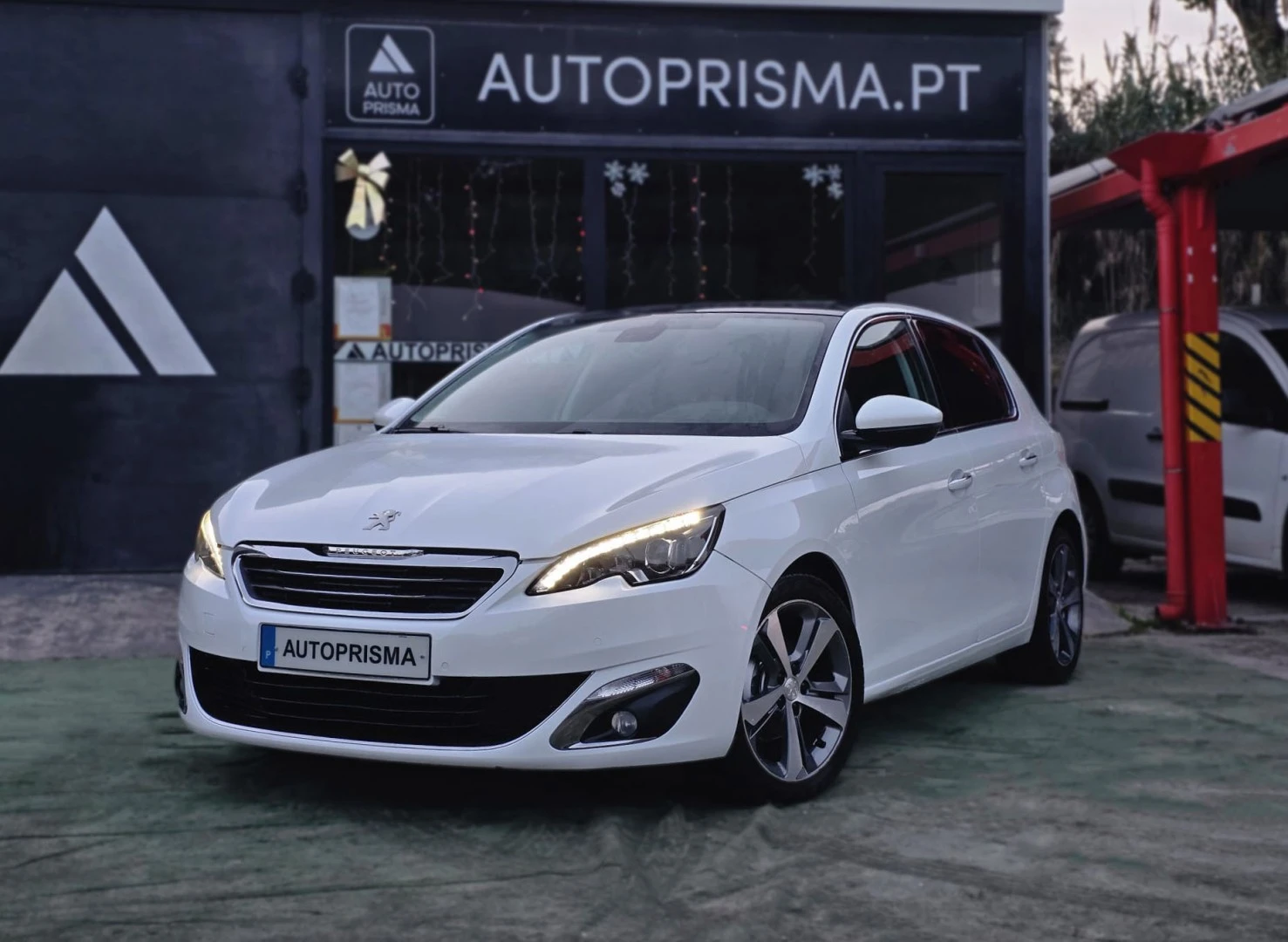 Peugeot 308 1.6 BlueHDi Allure J17