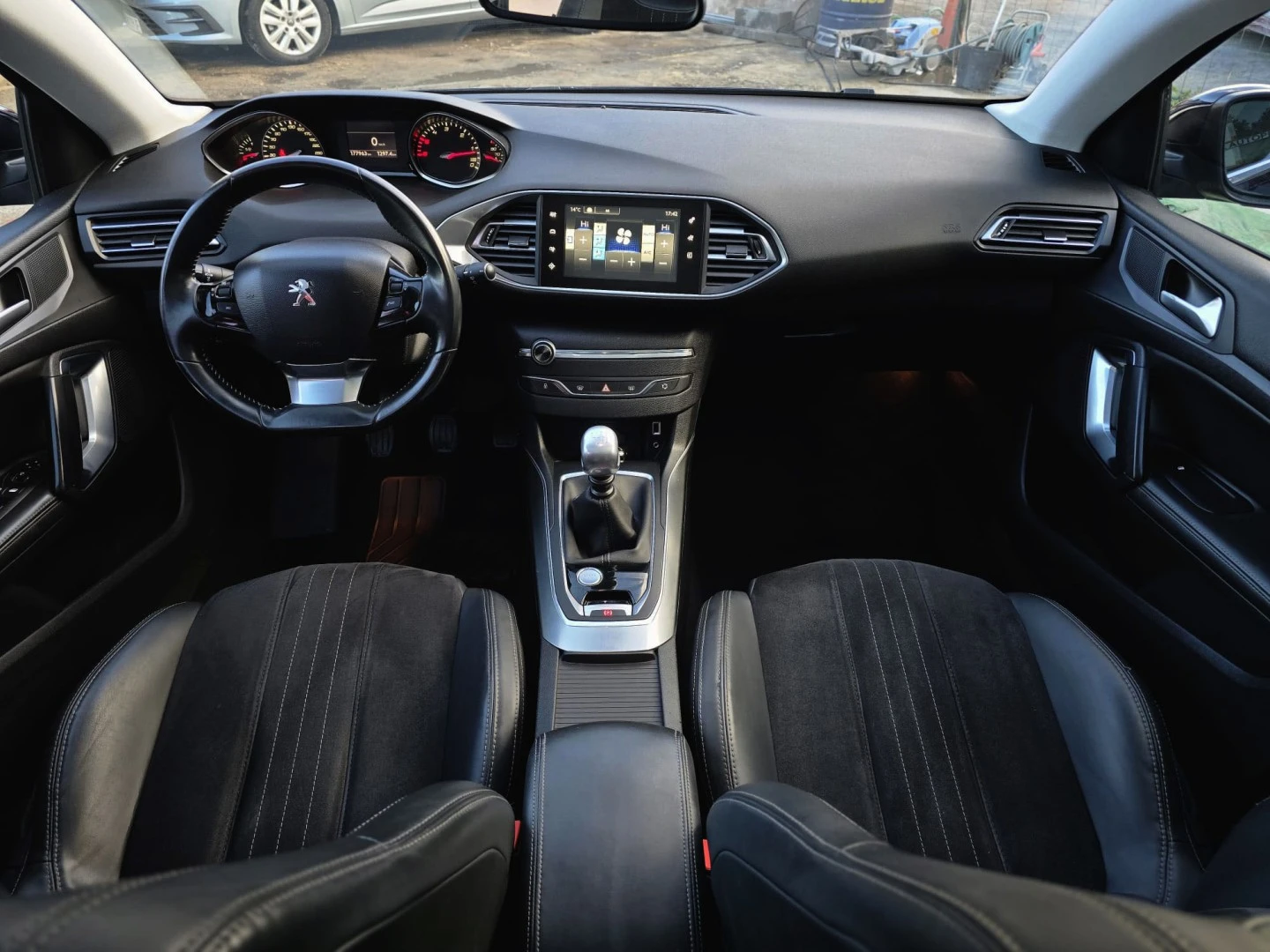 Peugeot 308 2.0 BlueHDi Allure J18
