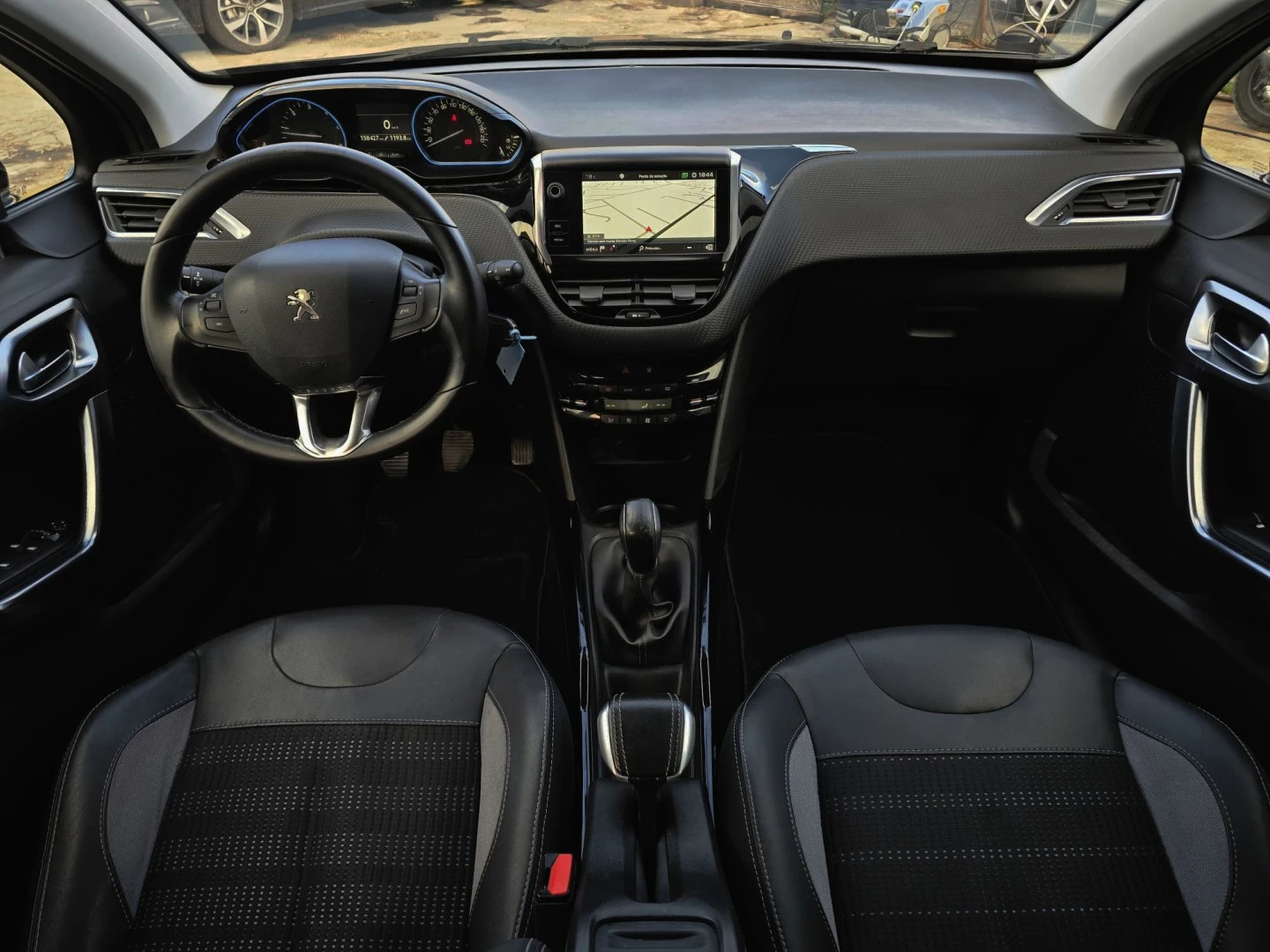 Peugeot 2008 1.6 BlueHDi Allure