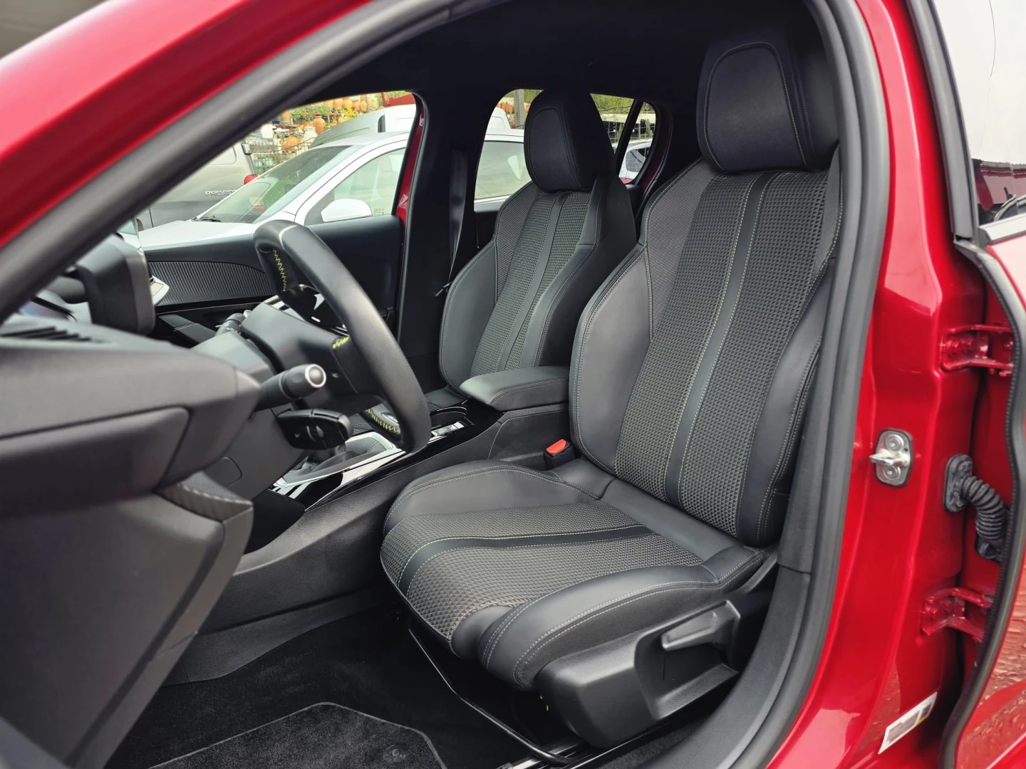 Peugeot 208 1.2 PureTech GT Line