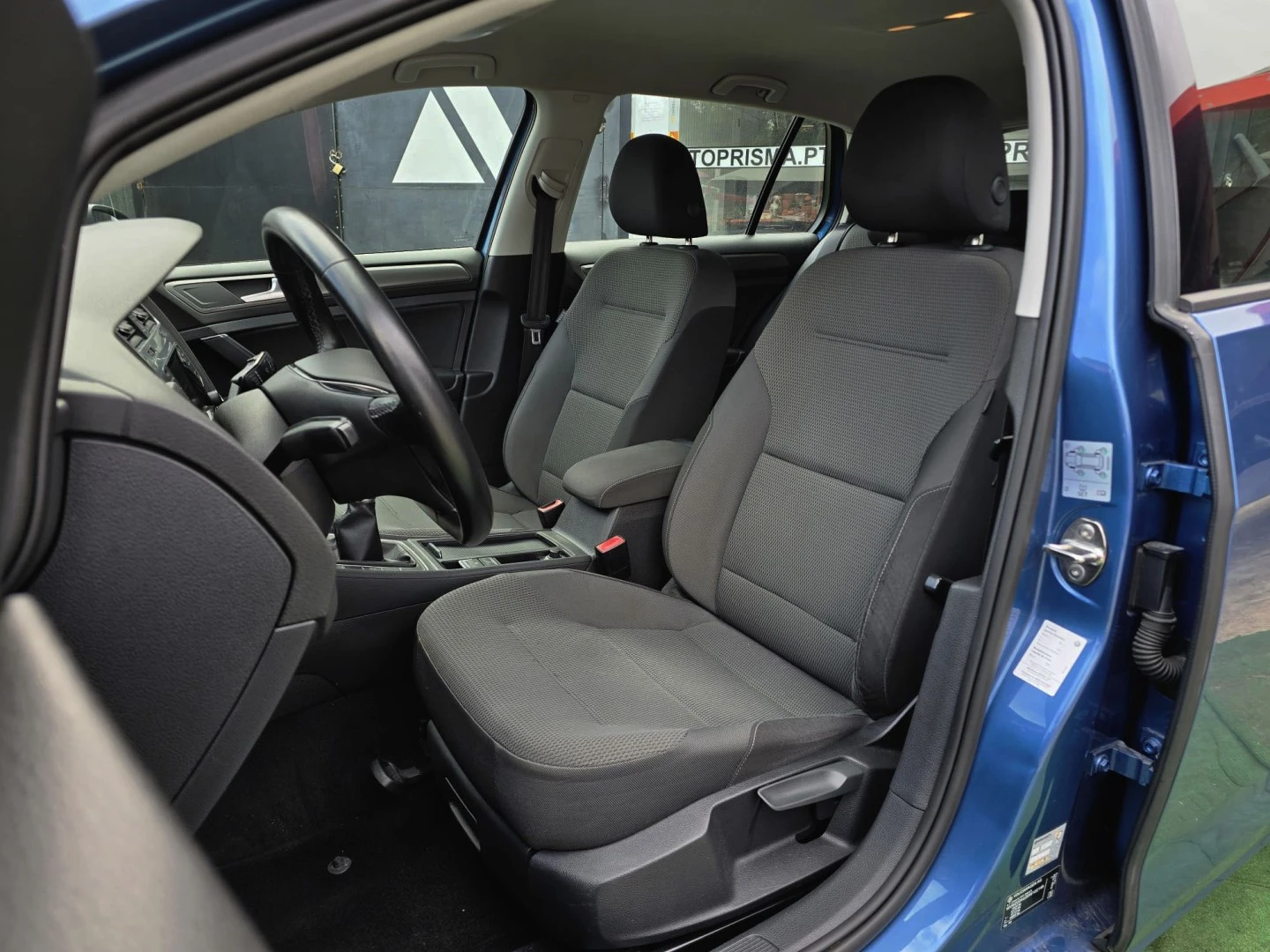 VW Golf 1.6 TDi Confortline