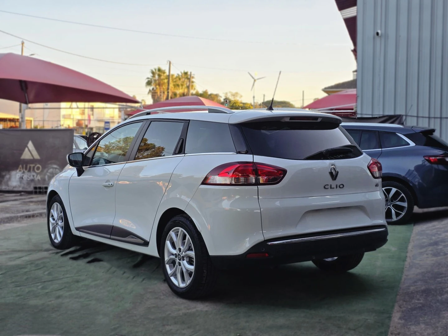 Renault Clio Sport Tourer 1.5 dCi Luxe EDC