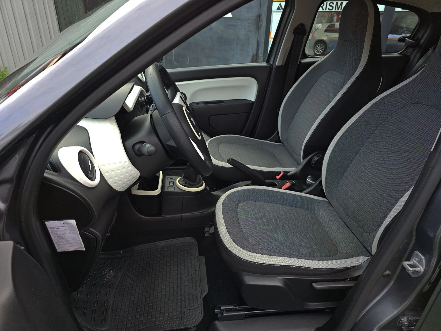 Renault Twingo 1.0 SCe Night&amp;Day