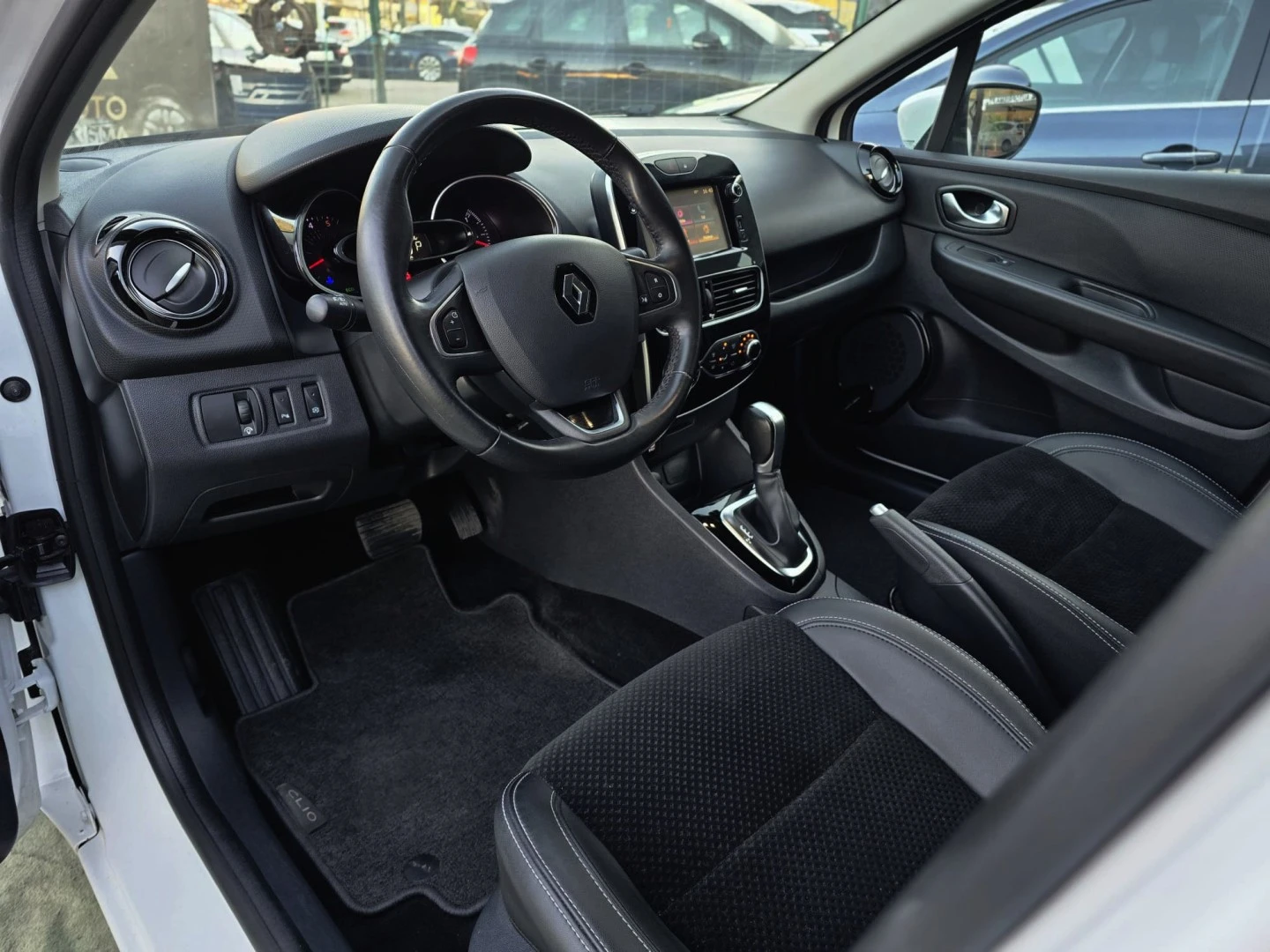 Renault Clio Sport Tourer 1.5 dCi Luxe EDC