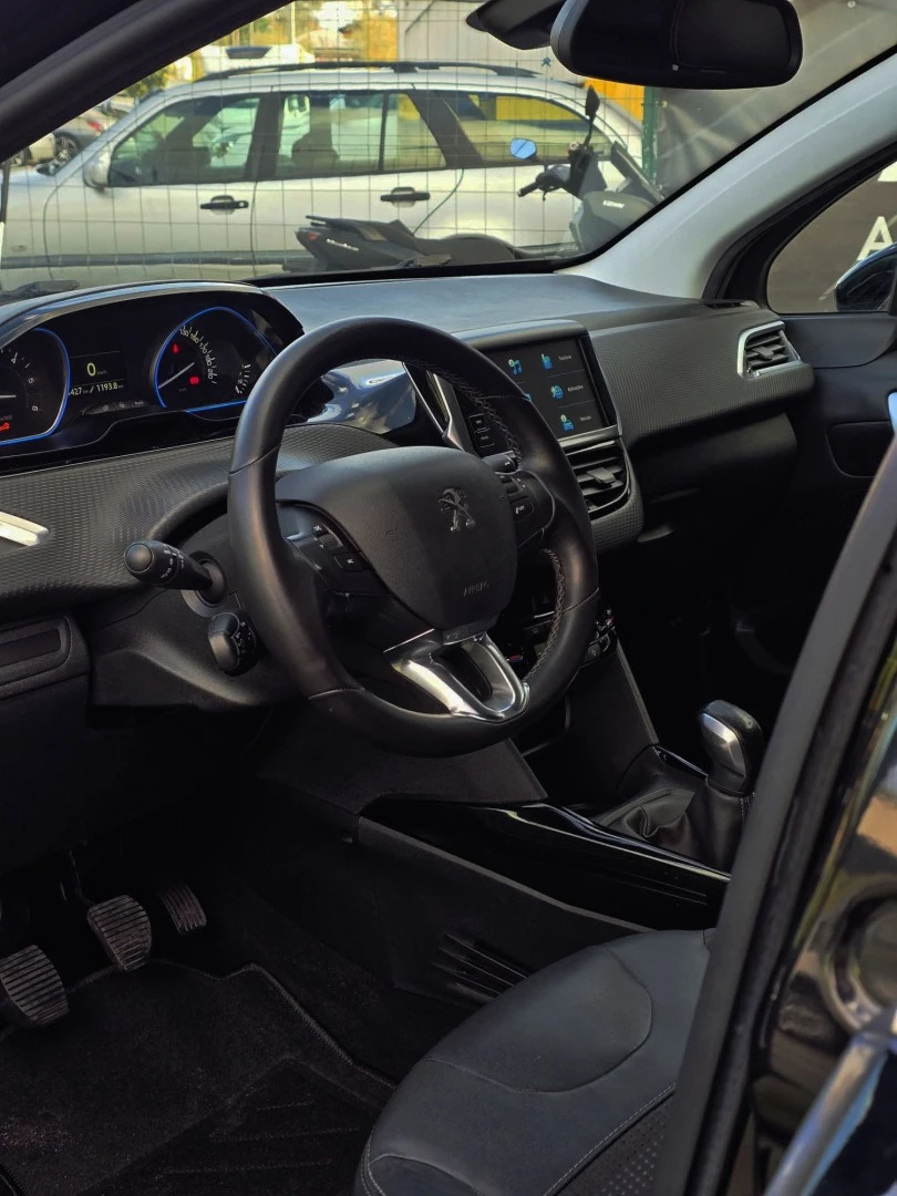 Peugeot 2008 1.6 BlueHDi Allure