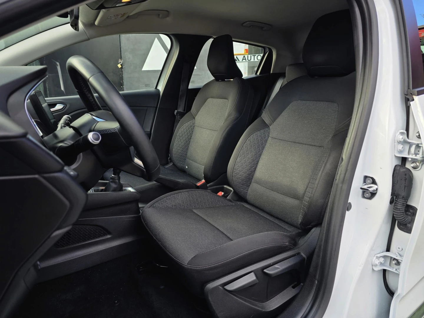 Renault Clio 1.0 TCe Intens Bi-Fuel