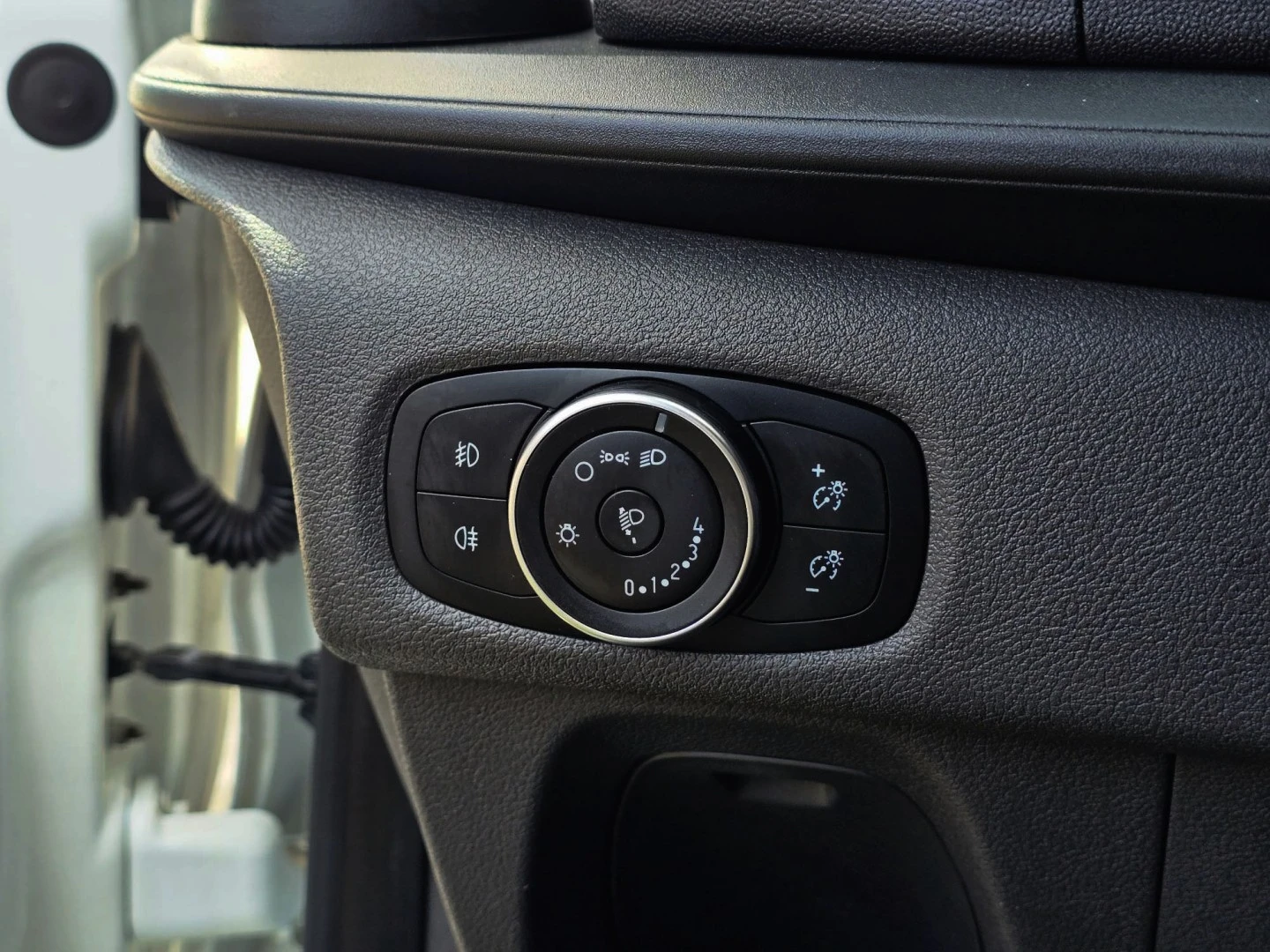 Ford Transit 300L1 2.0 TDCi H2-Tecto Alto Ambiente