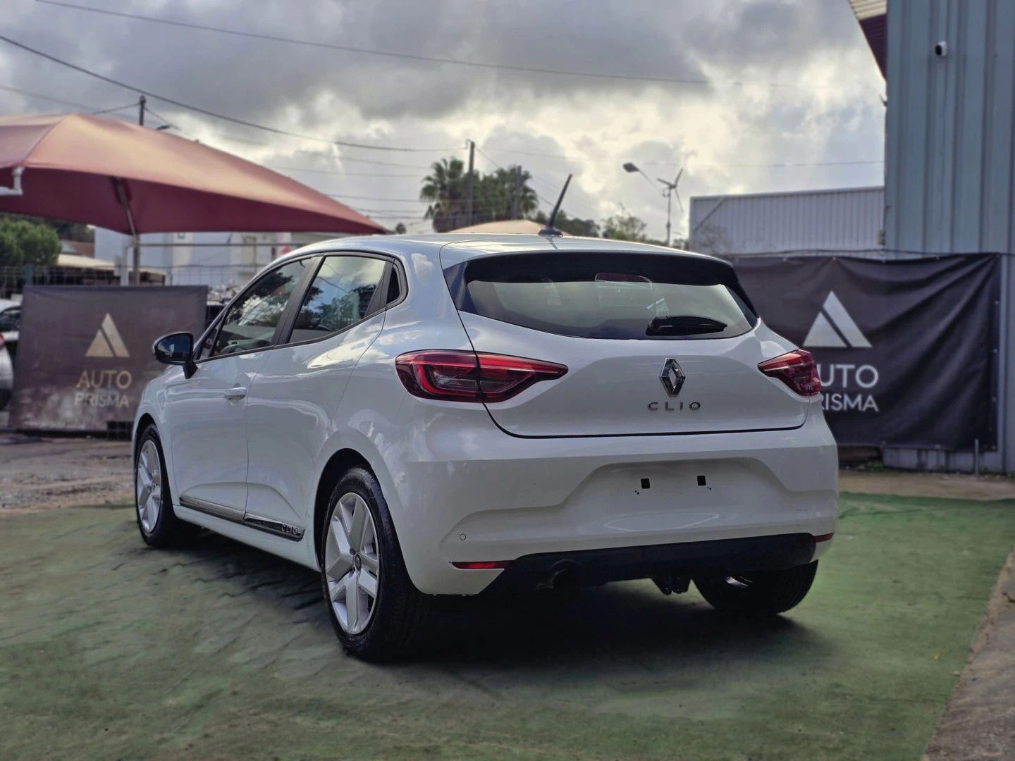 Renault Clio 1.0 TCe Intens Bi-Fuel