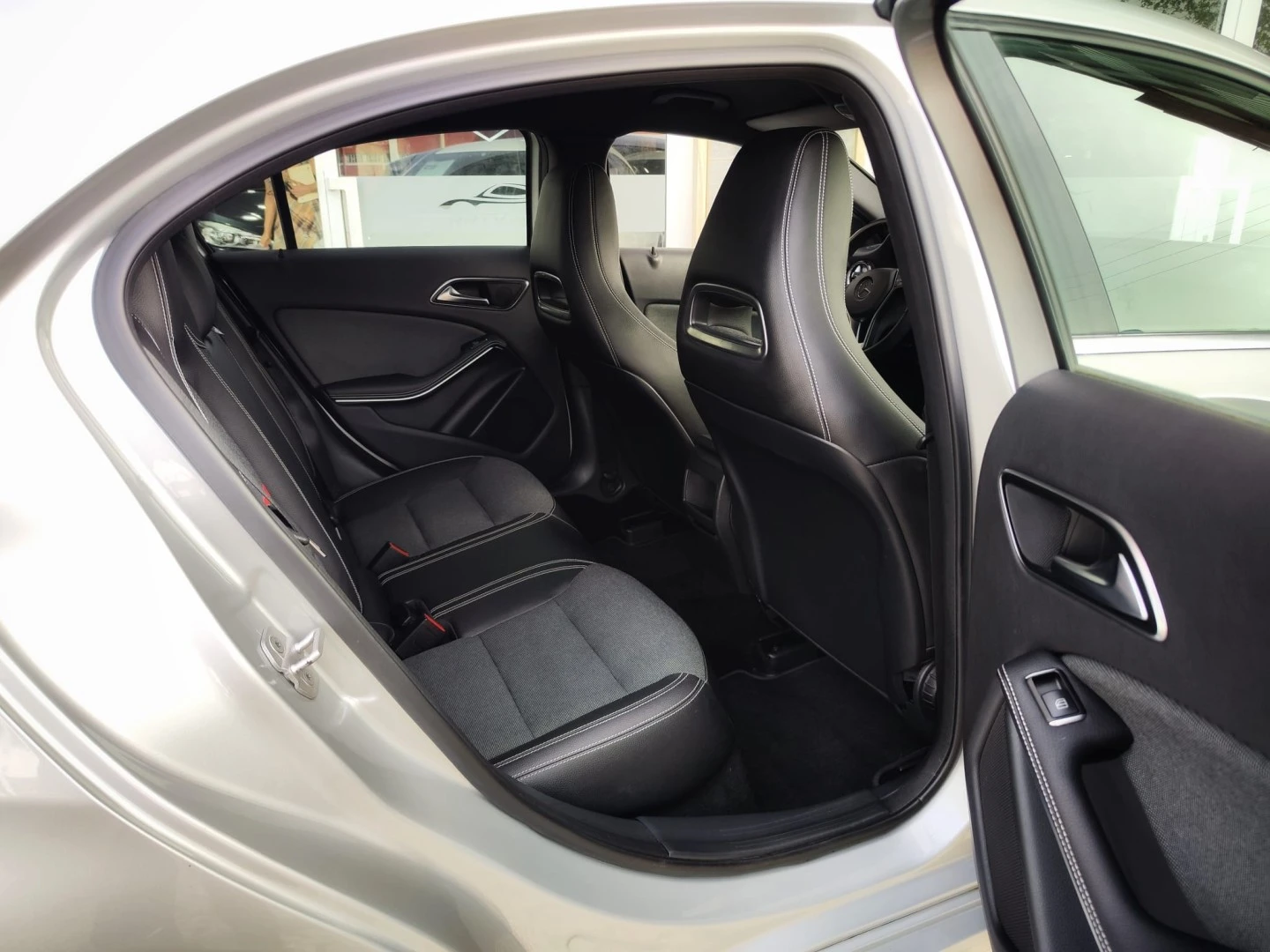 Mercedes-Benz A 180 CDI (BlueEFFICIENCY) Urban