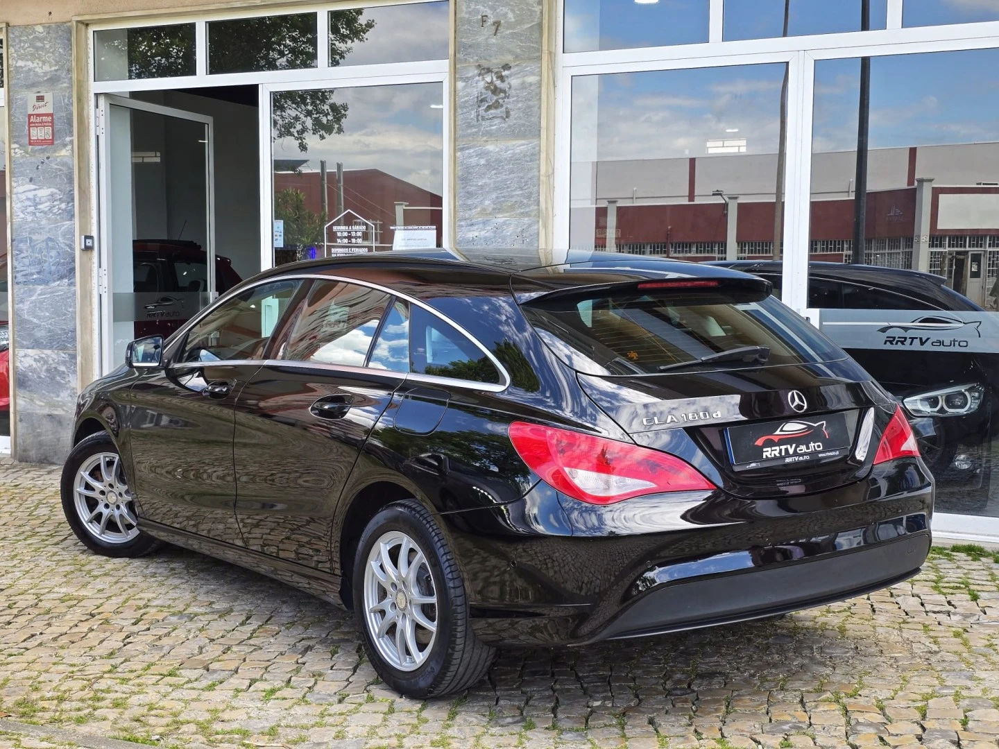 Mercedes-Benz CLA 180 d Shooting Brake