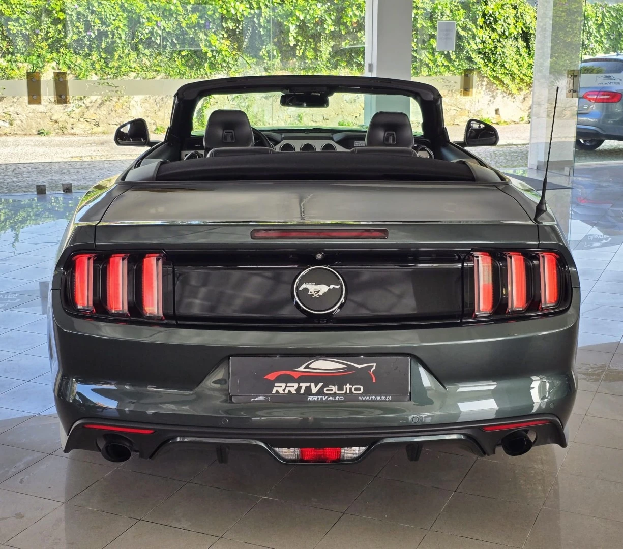 Ford Mustang 2.3i Ecoboost