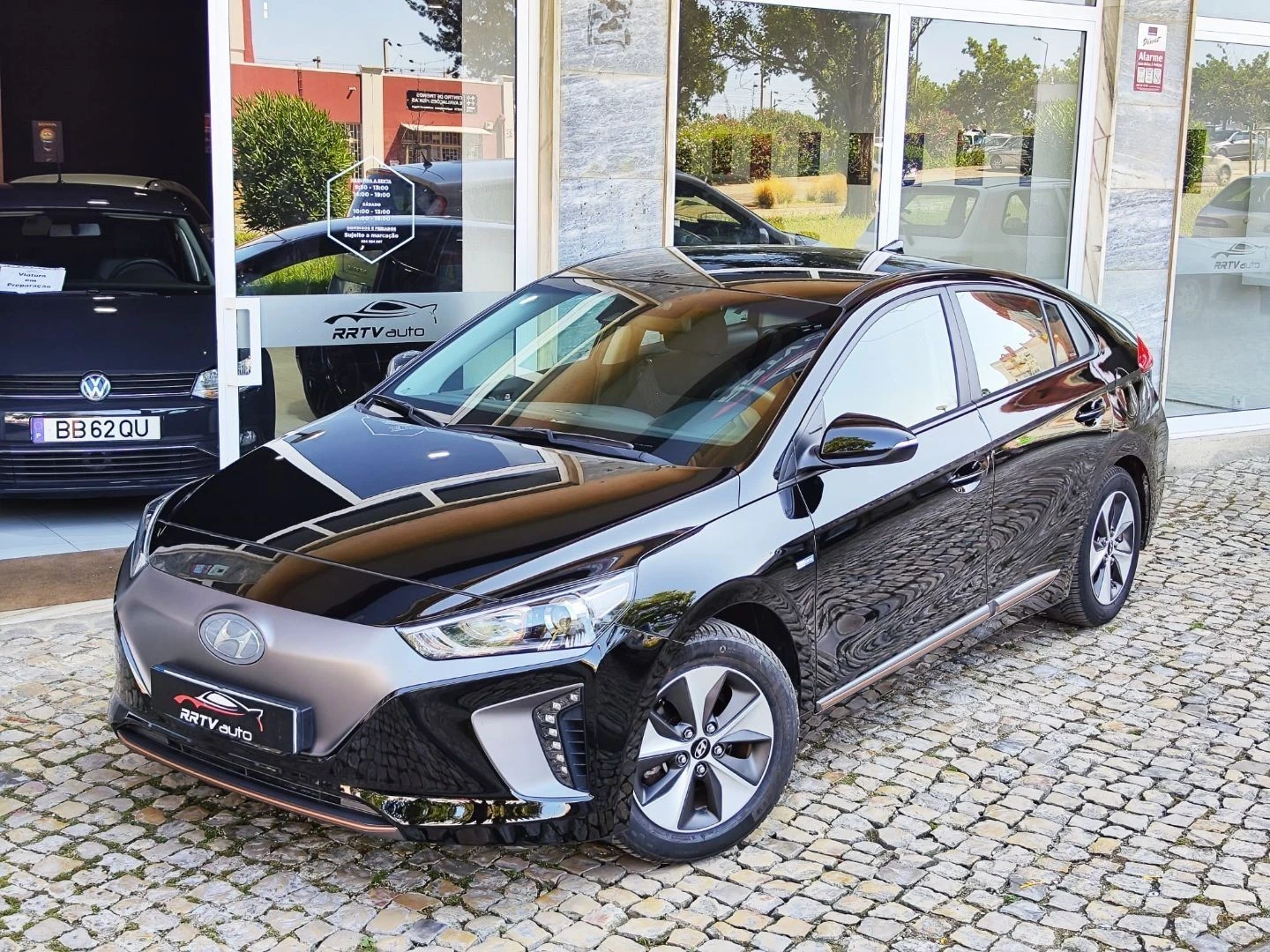 Hyundai Ioniq EV 28 kWh Electric Tech