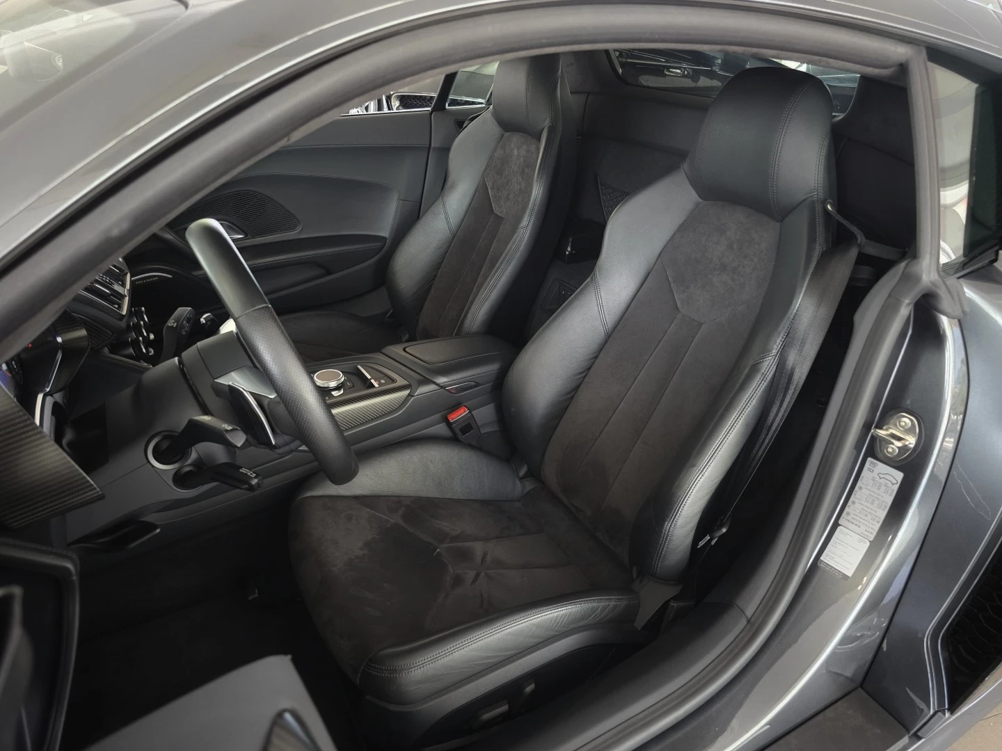 Audi R8 Coupé V10 plus 5.2 FSI quattro S tronic