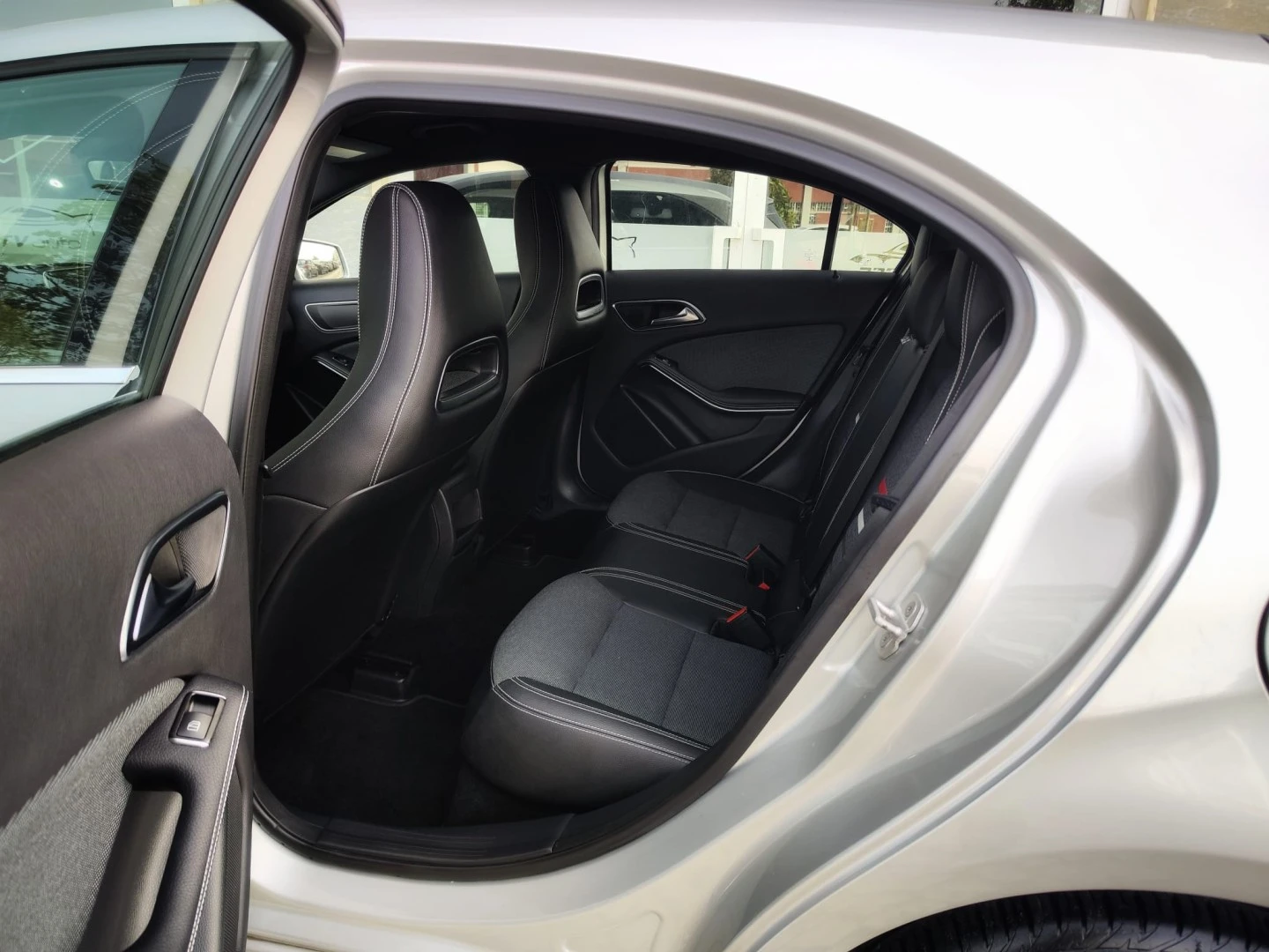 Mercedes-Benz A 180 CDI (BlueEFFICIENCY) Urban