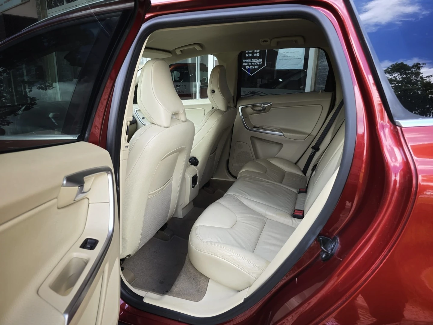 Volvo XC 60 2.4 D Momentum Geartronic