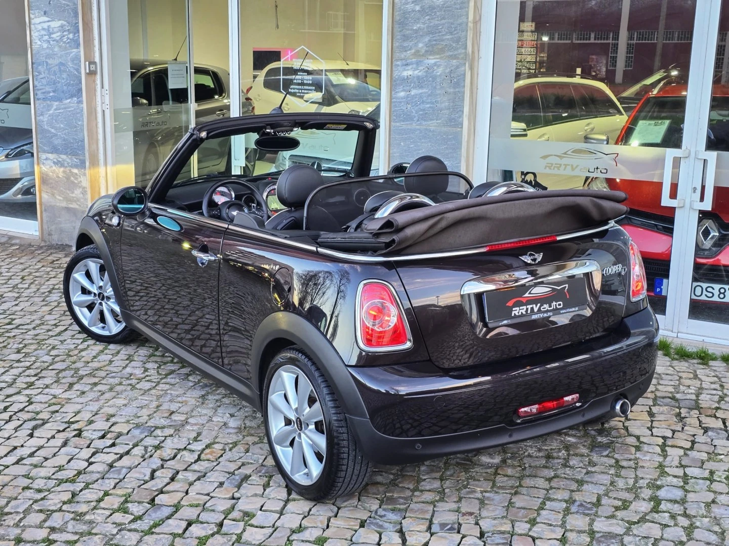 MINI Cabrio Cooper D