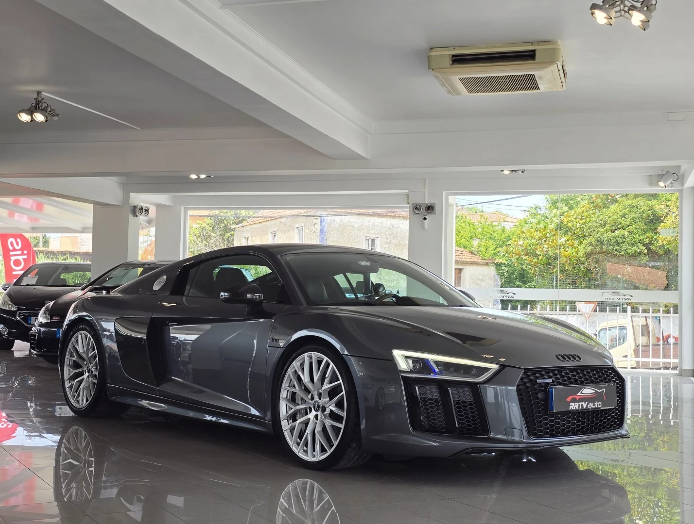 Audi R8 Coupé V10 plus 5.2 FSI quattro S tronic