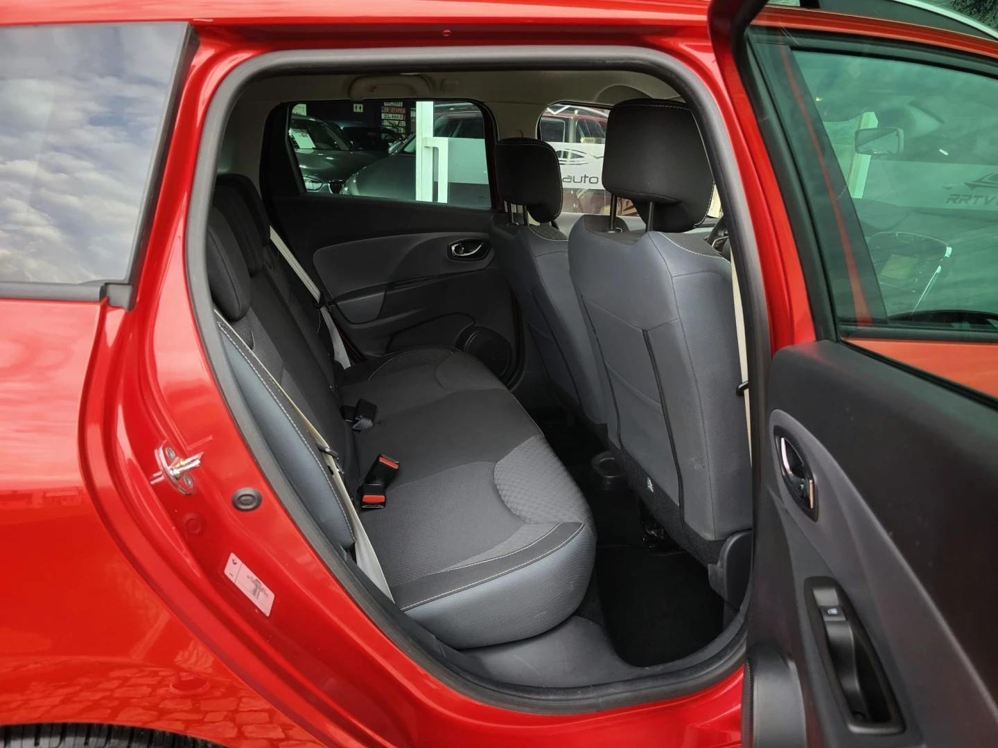 Renault Clio Sport Tourer 1.2 TCE GT EDC