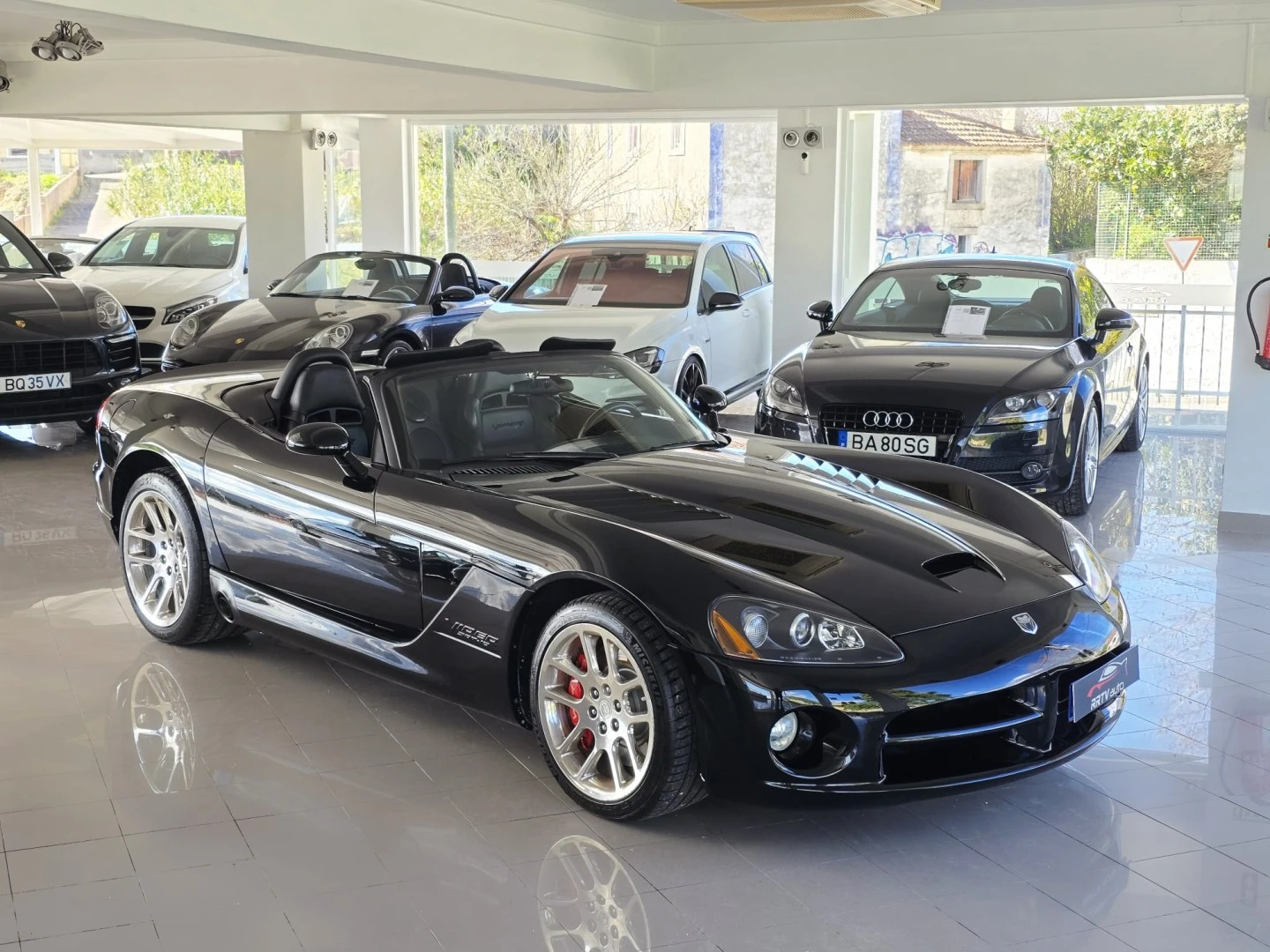 Dodge Viper SRT-10