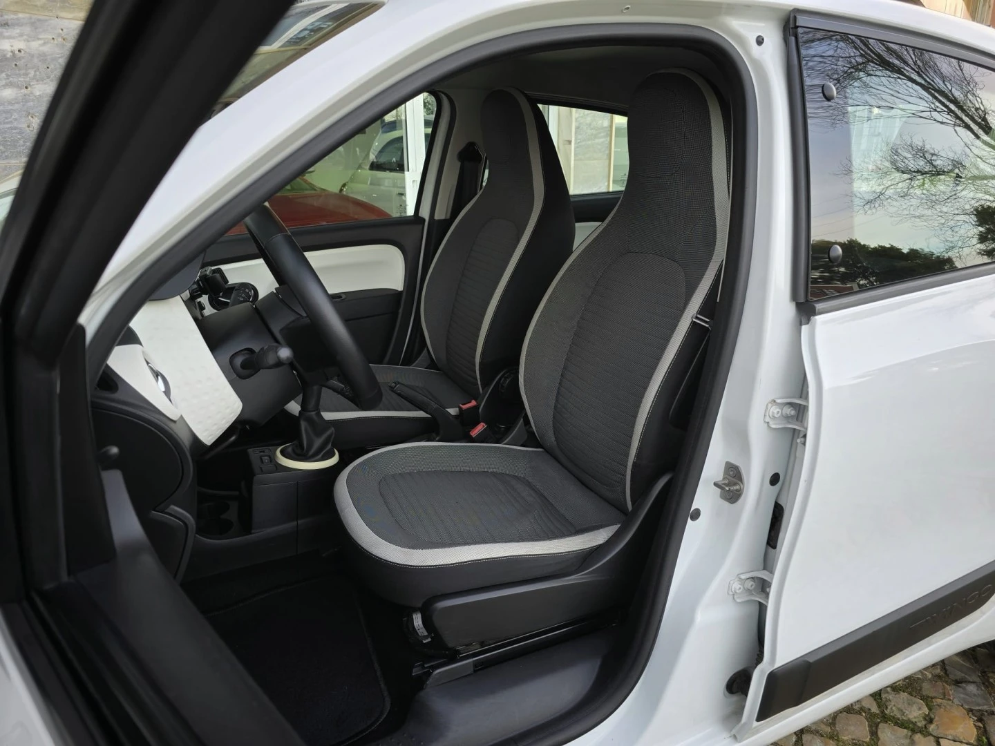 Renault Twingo SCe 70 S&amp;S Cosmic