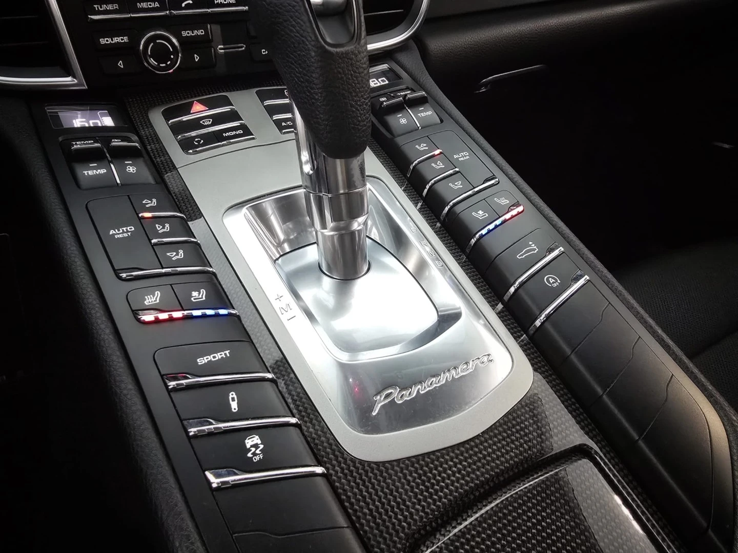 Porsche Panamera Diesel Platinum Edition