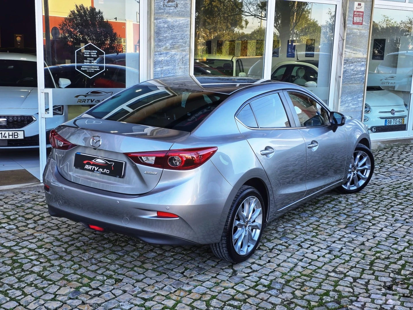 Mazda 3 1.5 Sky-D Evolve HS Navi