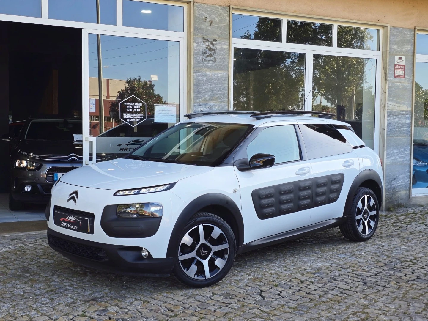 Citroën C4 Cactus 1.2 PureTech Shine