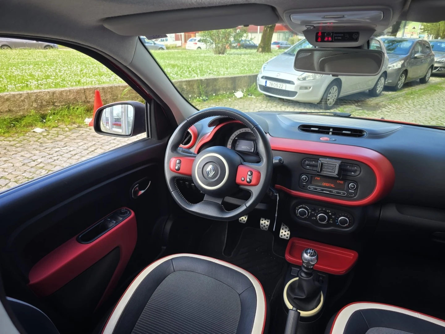 Renault Twingo 0.9 TCe Sport