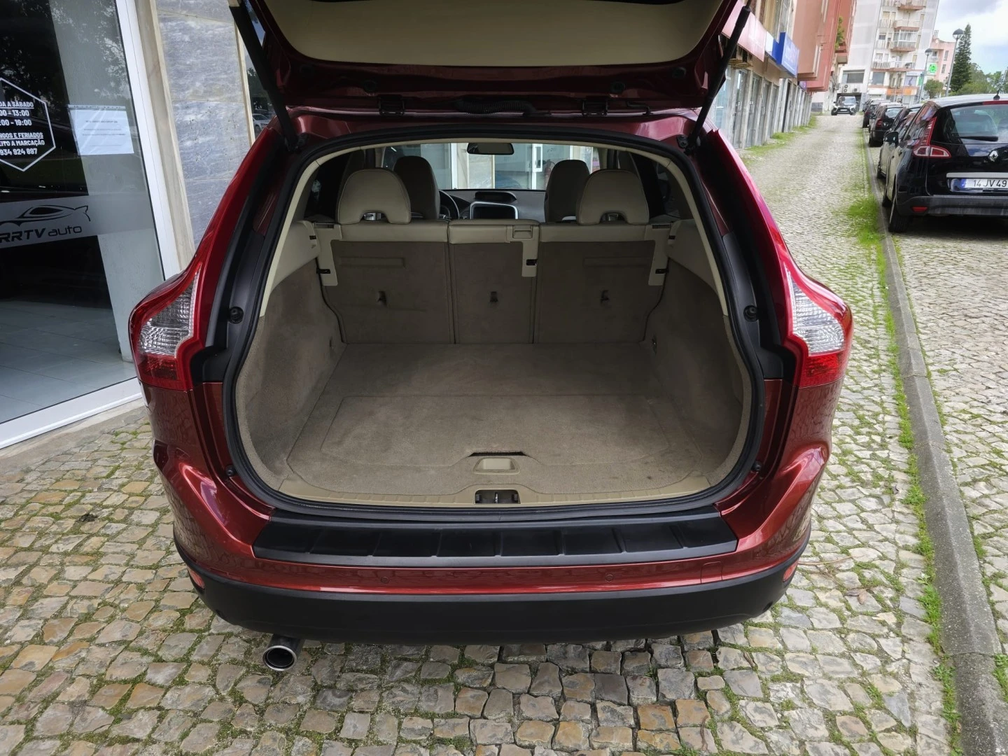 Volvo XC 60 2.4 D Momentum Geartronic