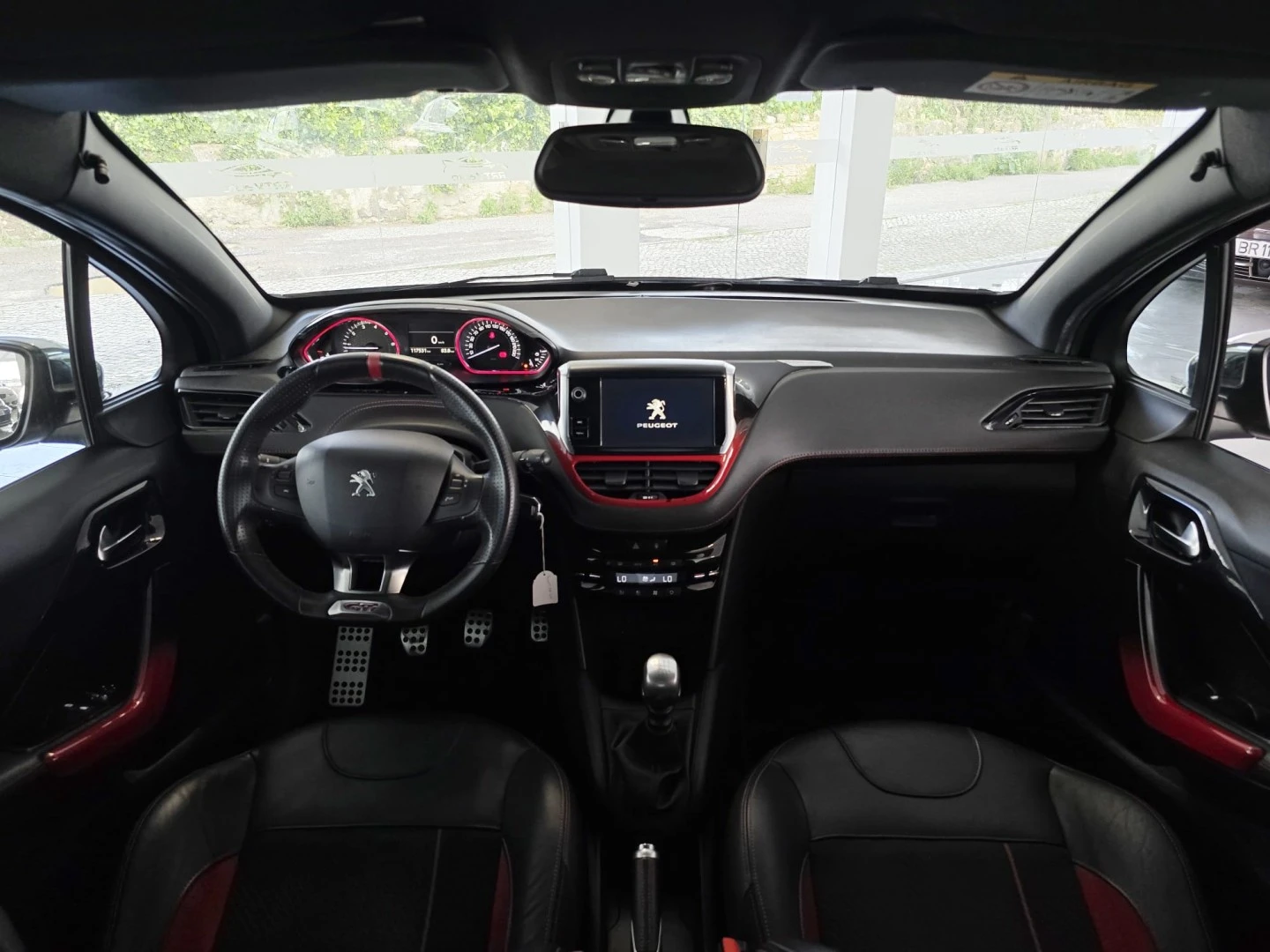 Peugeot 208 1.6 THP GTi