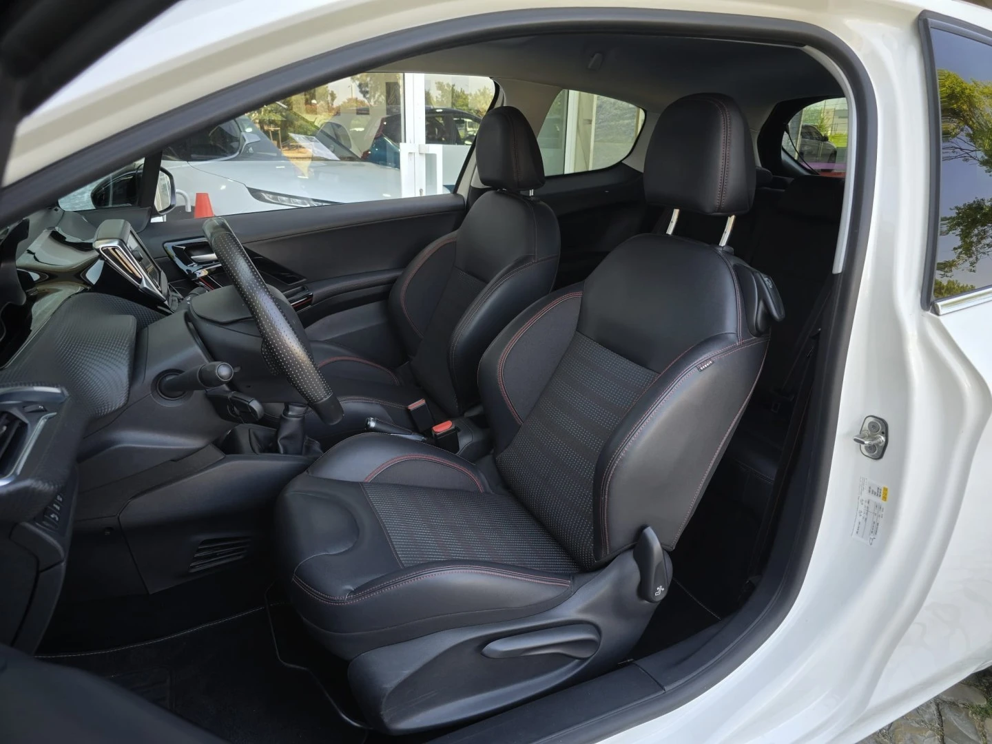 Peugeot 208 1.2 PureTech GT Line