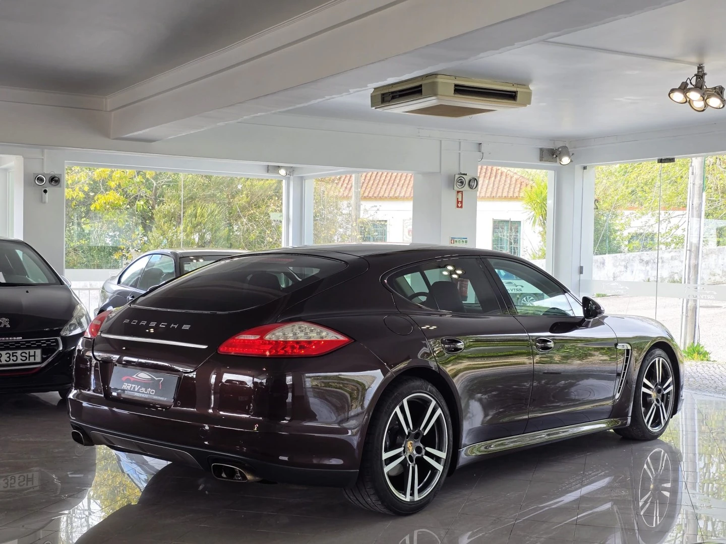 Porsche Panamera Diesel Platinum Edition