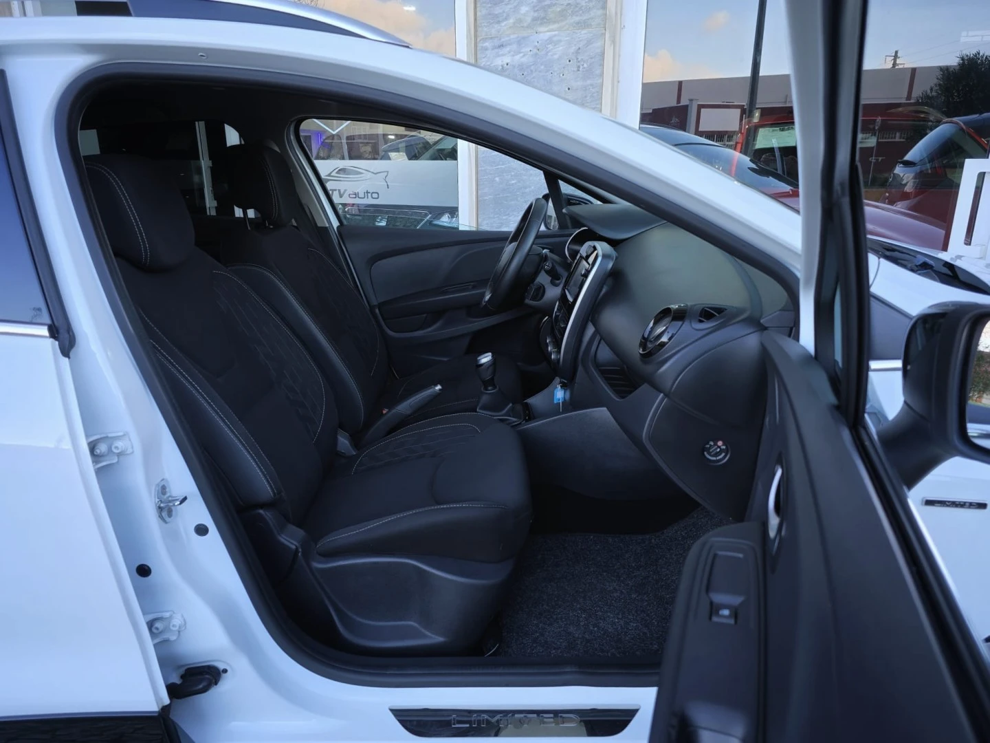 Renault Clio Sport Tourer 1.5 dCi Limited